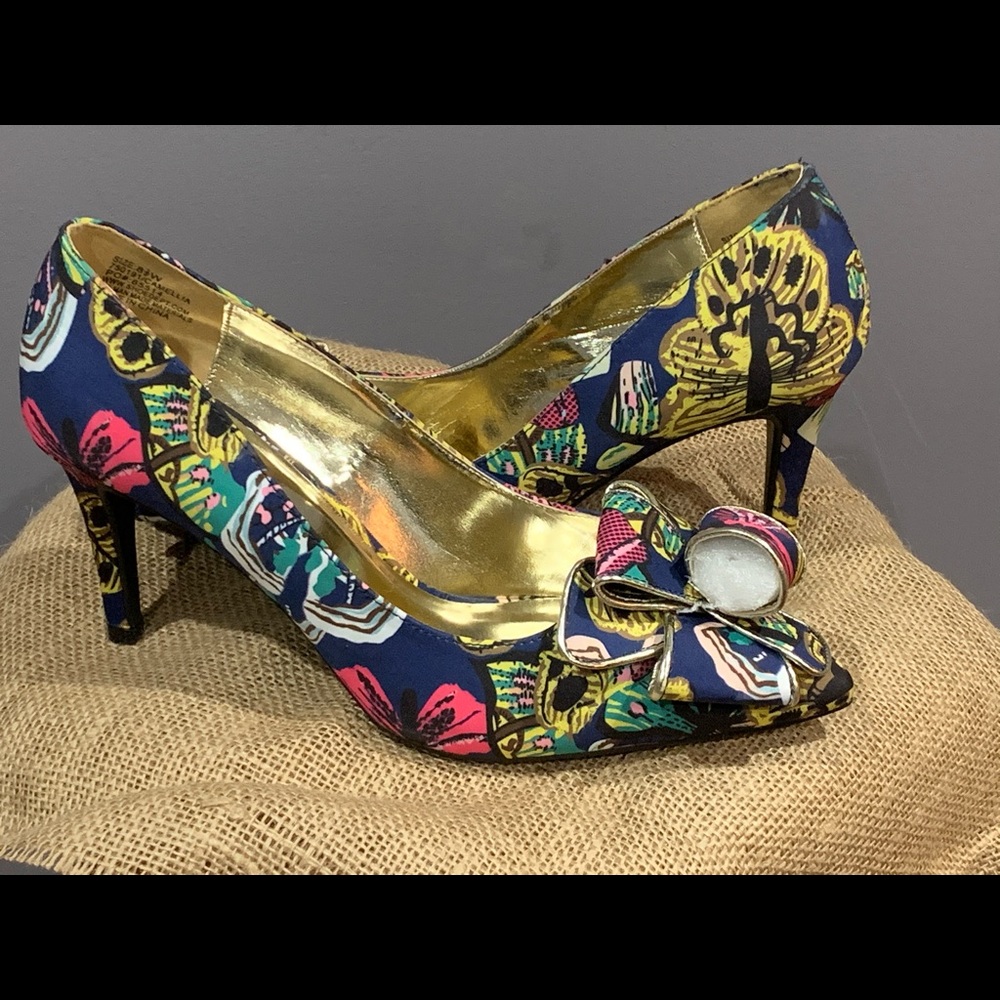 Gorgeous floral heels Gorgeous